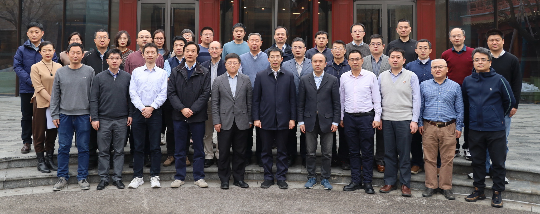 清華大學生命學科校級平臺召開運行總結暨發展規劃研討會